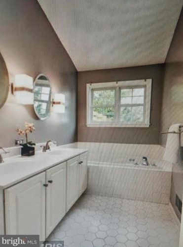 14206 Plum Run Way, Silver Spring MD 20906-6315 exterior