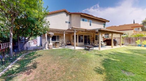 1025 Jasmine St, Redlands CA  92374-4925 exterior