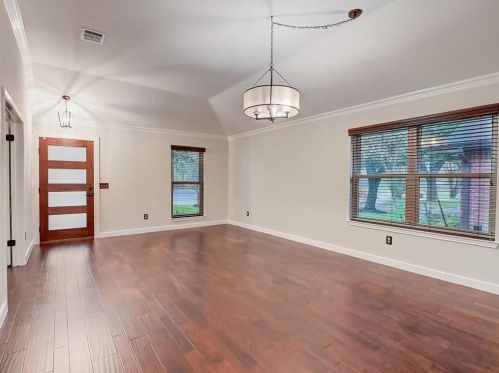 14712 Bescott Dr, Austin TX  78728-5730 exterior