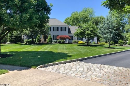 107 Ridgeview Dr, Montgomery, NJ 08502-5518