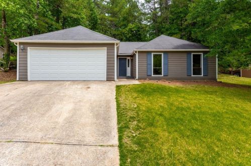 3510 Shelly Dr, Kennesaw, GA 30152-2576