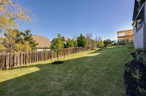 15200 Dorothy Dr, Austin TX  78734-6264 exterior