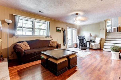 5870 Feldwood Rd, Atlanta GA  30349-2869 exterior
