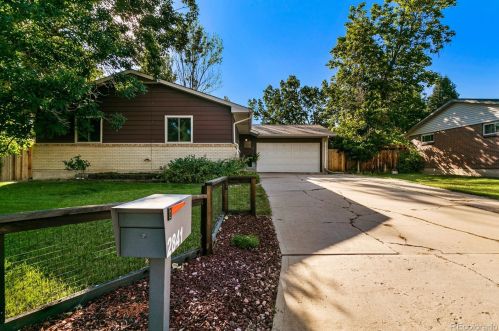 2841 Newland St, Denver, CO 80214-8035