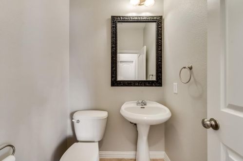 1511 Biltmore Ln, Irving TX  75063-3423 exterior