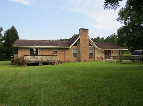 357 Grady St, Portal, GA 30450-4143