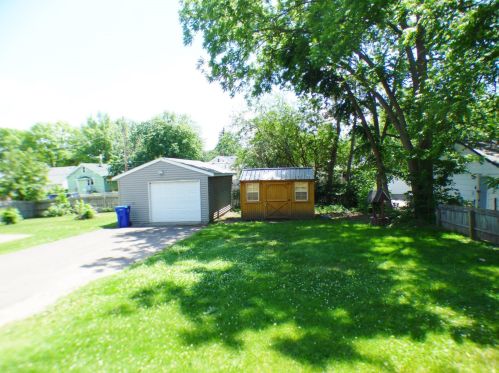 1144 Cook Ave, Saint Paul MN  55106-3325 exterior