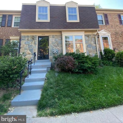 7474 Fountain Head Dr, Annandale, VA 22003-5755