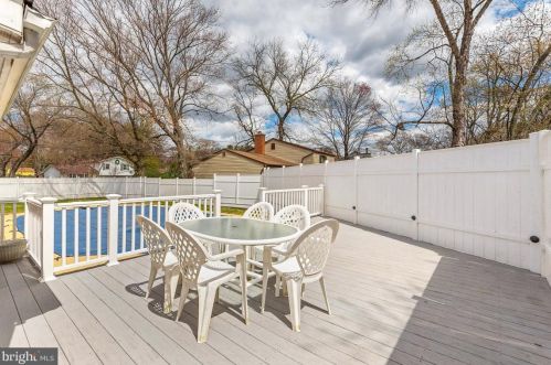 201 Newport Dr, Severna Park MD exterior