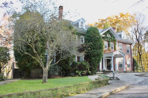 3 Park Way, Franklin, PA 16323-1720