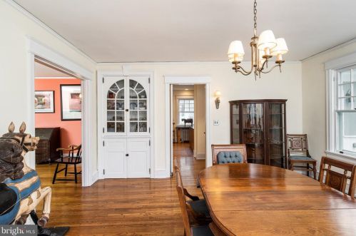 8 Princeton Ave, Princeton NJ  08540-5236 exterior