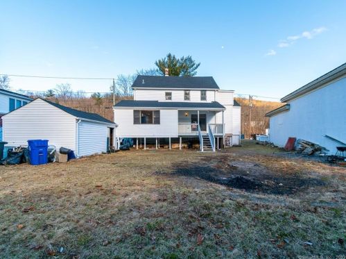 23 Norfolk Rd, Torrington CT  06790-2717 exterior