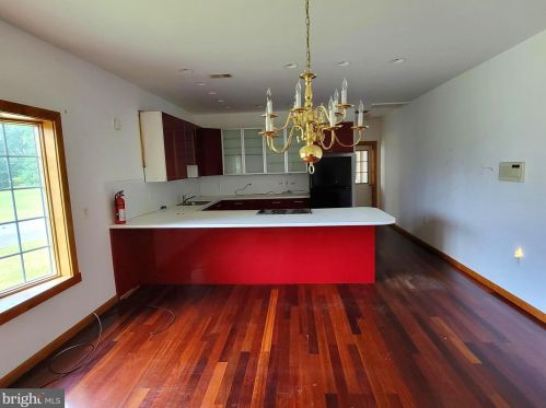 2001 Marymont Rd, Silver Spring MD 20906-1241 exterior