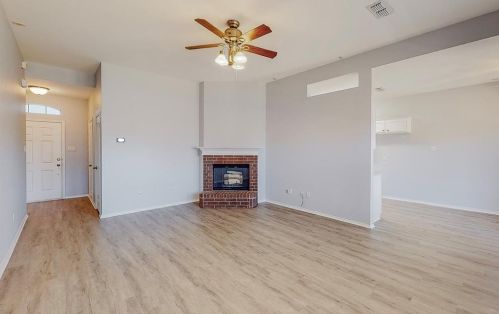 10465 Fossil Hill Dr, Fort Worth, TX 76131-3948