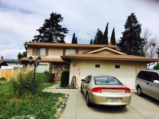 1877 Norwalk Ct, Fairfield, CA 94534-2963