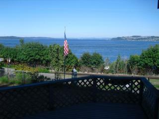4212 Waterview St, Tacoma, WA 98407-5709