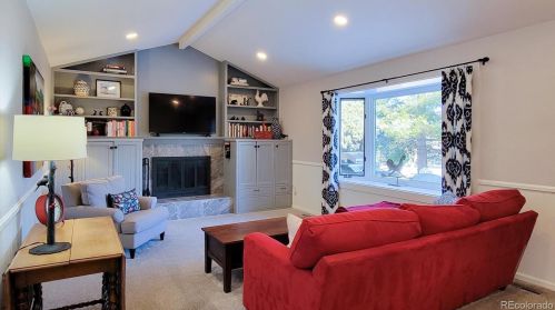 7029 Magnolia Cir, Englewood CO exterior