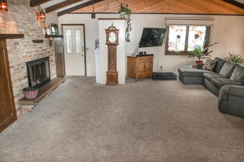 830 Forest Ave, Albany, MN 56307-9444