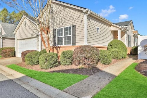 559 Oaks Dr, Holly Springs, GA 30188-7368