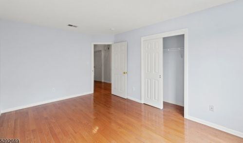 5 Garfield Way, Princeton NJ  08540-1669 exterior