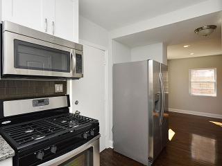 9611 Woodlawn Ave, Chicago IL  60628-1639 exterior