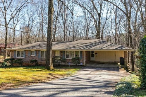 300 Stroud Dr, Mableton, GA 30126-4432