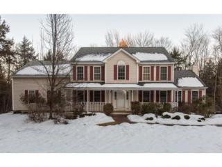 58 Pleasant Hill Rd, Deerfield, NH 03037-1111