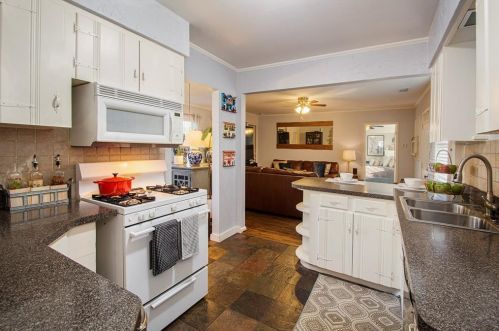 4244 Cresthaven Rd, Dallas TX  75209-3010 exterior