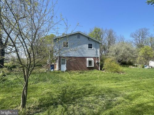 301 Ducktown Rd, York, PA 17406-8112