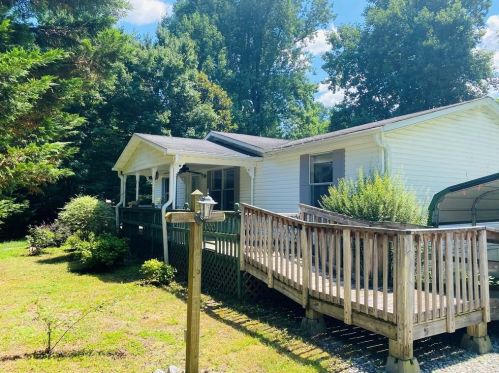 512 Tom Teague Rd, Cleveland, GA 30528-5920