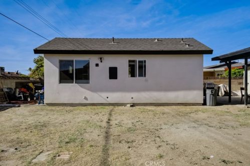 1518 Cochran St, Simi Valley CA 93065-2047 exterior