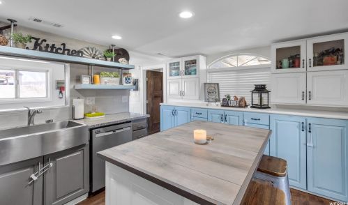 819 300, Woodland Hills UT 84653-9423 exterior