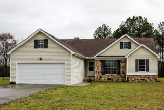 141 Field View Dr, Calhoun, GA 30701-9541