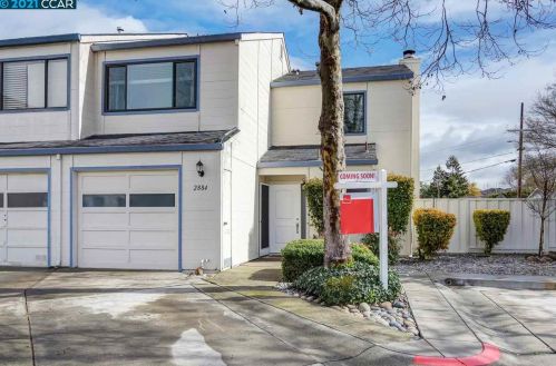 2884 Crystal Ct, Hayward, CA 94546-6713