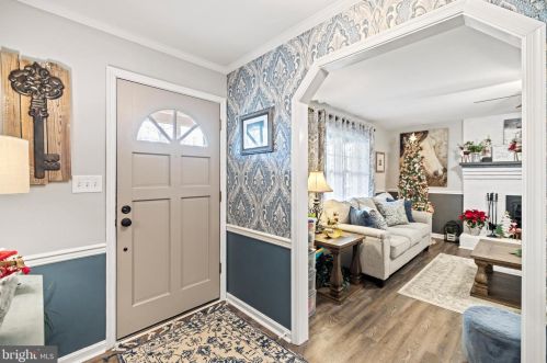 12708 Wesley Dr, Fredericksburg, VA 22407-2134