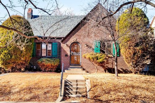 1913 Krameria St, Denver, CO 80220-1556