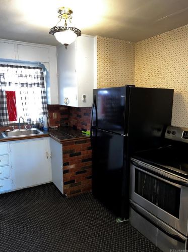 4860 Logan St, Englewood CO 80113-6843 exterior