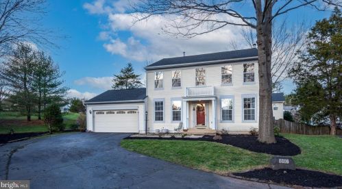 8987 Dennis Ct, Bristow, VA 20136-1031