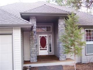 2731 Whitworth Way, Bend, OR 97701-8677