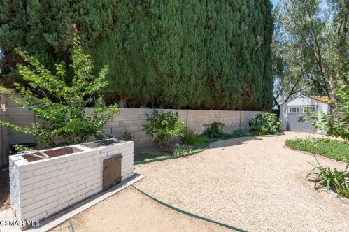 2167 Tracy Ave, Simi Valley CA 93063-2750 exterior