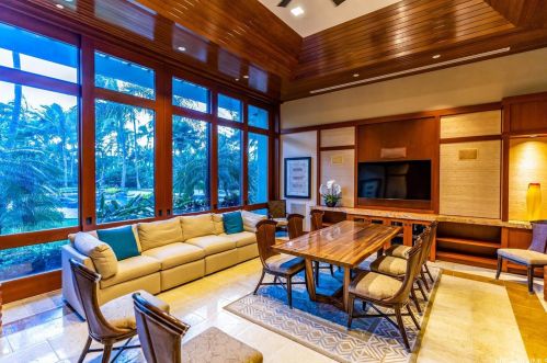 1551 Ala Wai Blvd, Honolulu HI  96815-1011 exterior