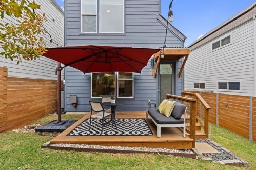3213 Aldwyche Dr, Austin TX  78704 exterior