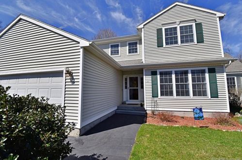 15 Wilson Ln, Killingly, CT 06239-3632