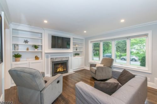 49 Fairchild Pl, Whippany, NJ