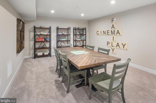 1240 Beck Ml Rd, Hanover PA 17331-9752 exterior