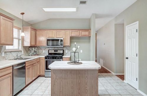 14313 Ballycastle Trl, Austin TX  78717-4447 exterior