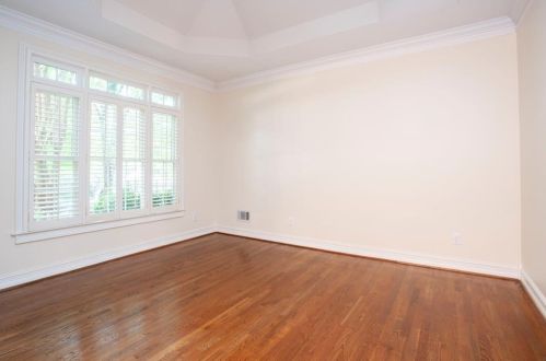 807 Brookhaven Springs Ct, Atlanta GA  30342-3551 exterior