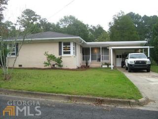4 Hillcrest Ave, Rome, GA 30161-7024