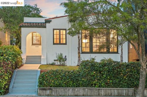 1235 Carlotta Ave, Berkeley, CA 94707-2706
