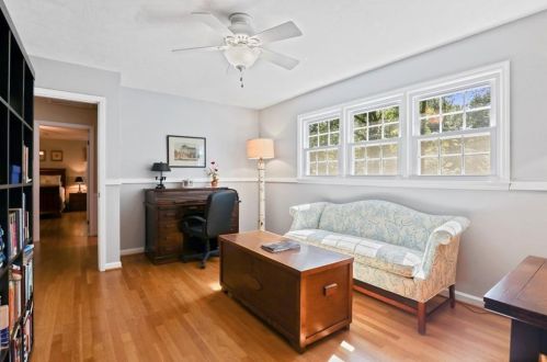 535 Bridgewater Dr, Atlanta GA  30328-2814 exterior